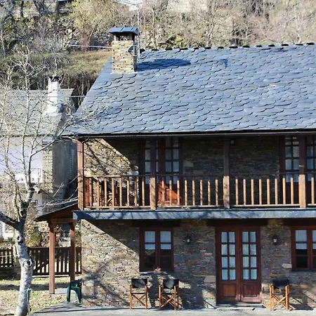 Alojamento de Turismo Selvagem Casa Da Ponte Rio De Onor *