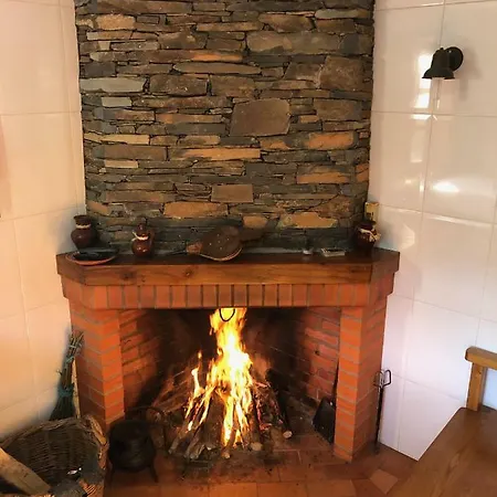 Alojamento de Turismo Selvagem Casa Da Ponte Rio De Onor *