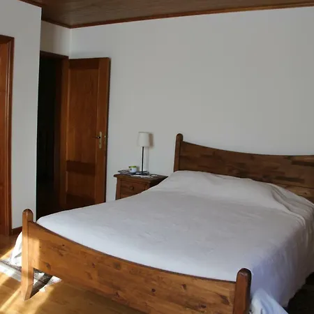 Casa Da Ponte Rio De Onor Alojamento de Turismo Selvagem Bragança