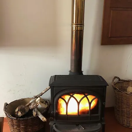 Casa Da Ponte Rio De Onor Gerendaház